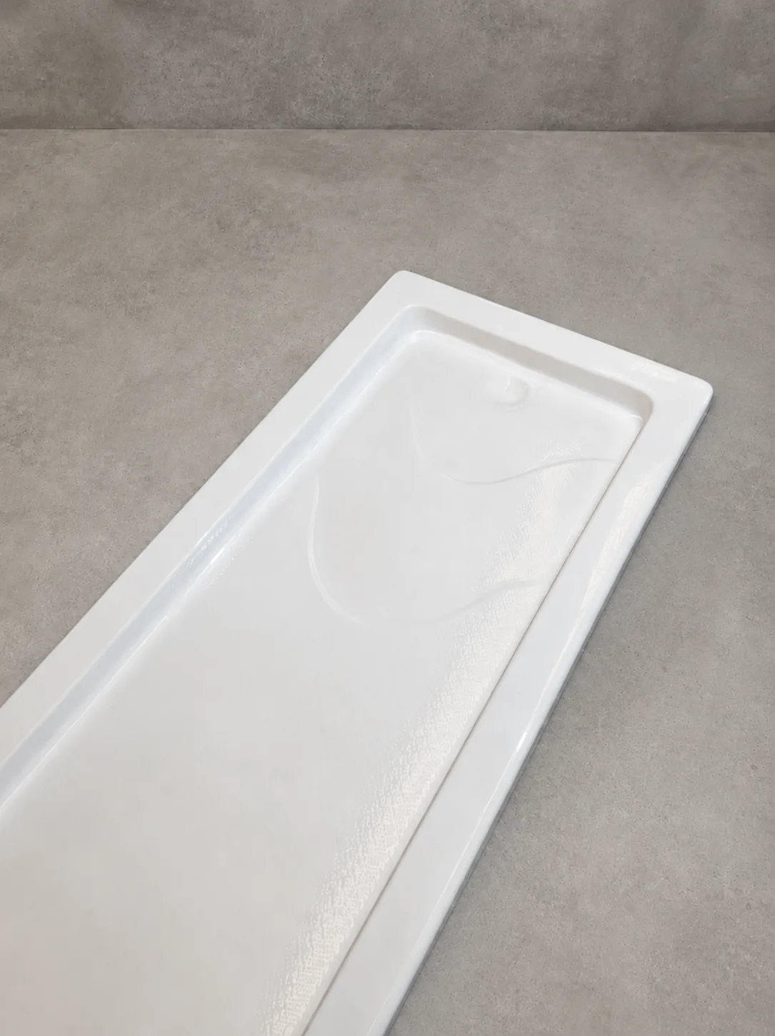 Receptáculo 140x70 antideslizante Carrara, vista lateral